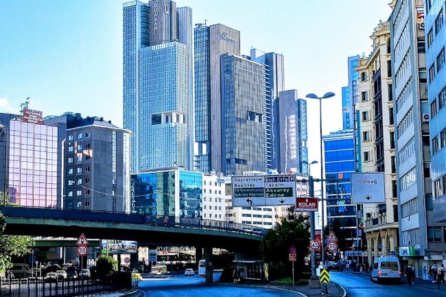 Gayrettepe'de Satılık İşyeri Alternatifleri