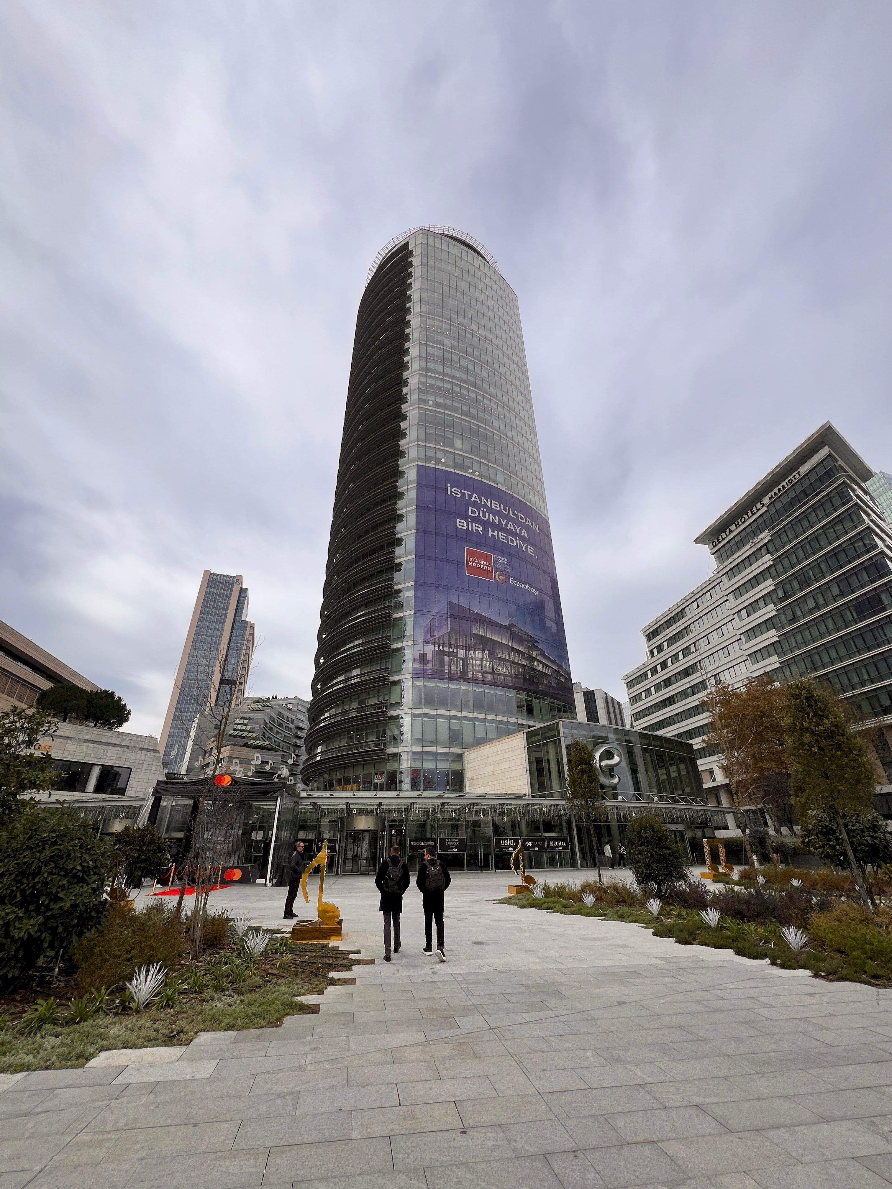 Plaza-Büyükdere Cd-Kanyon İş Merkezi