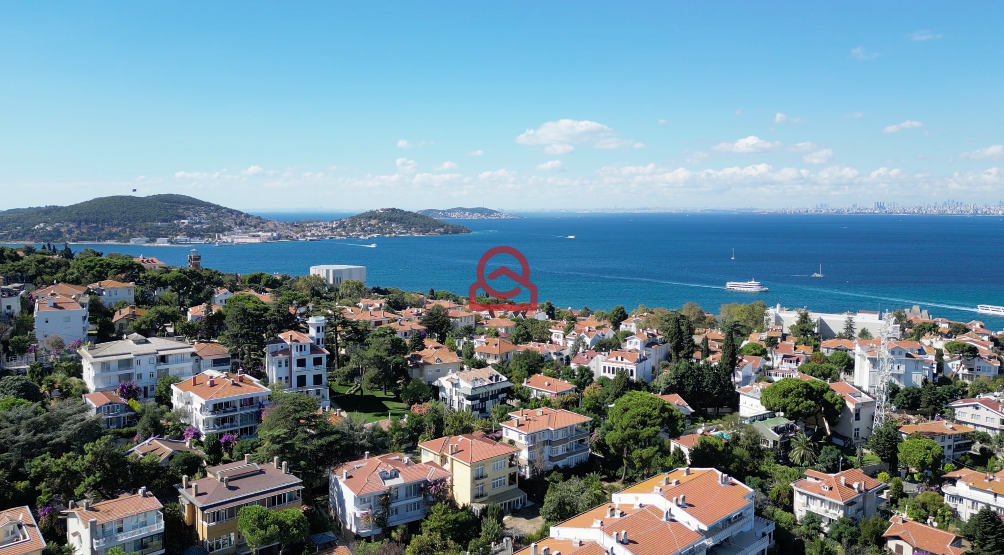 Uzman Emlakçı Özkan ÖZEL