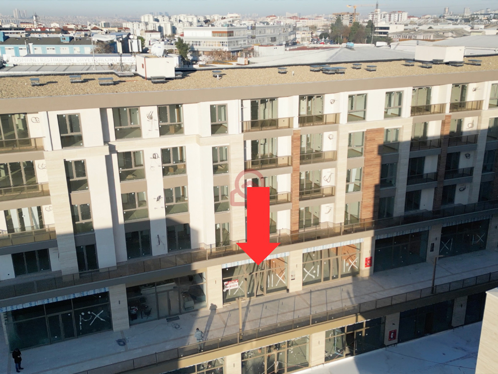 Halkalı Caddesi Üzerinde Sıfır Projede Satılık İşyeri, 148 m²