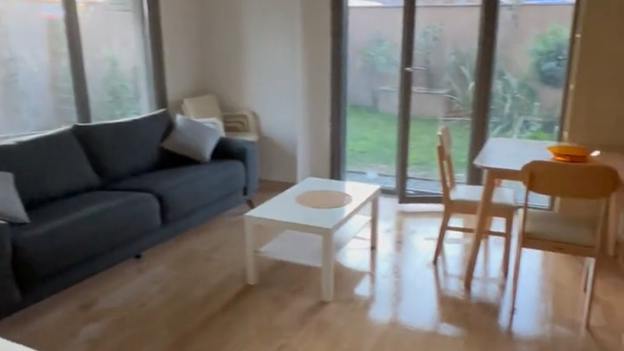 Fully furnished 2+1 garden floor apartment for rent next to Marmaray - property video